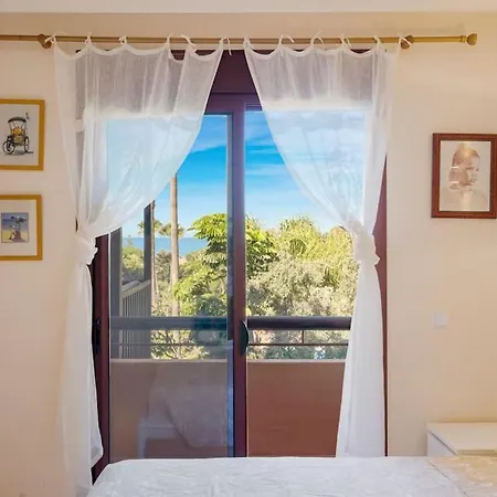 Breath Taking Views At Brisas, 3br Flat W/pool Apartment Marbella