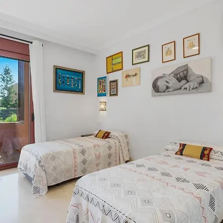 Breath Taking Views At Brisas, 3br Flat W/pool Appartement Marbellac