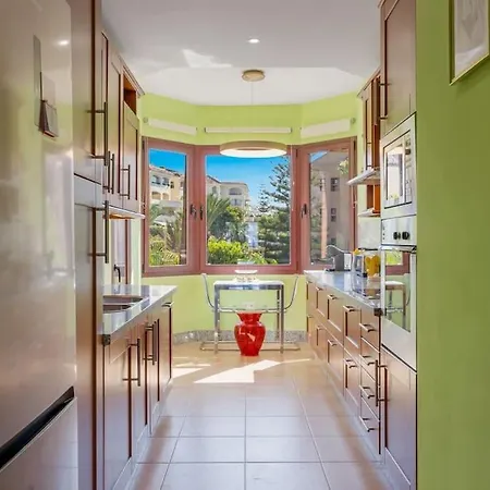 Breath Taking Views At Brisas, 3br Flat W/pool * Marbellac